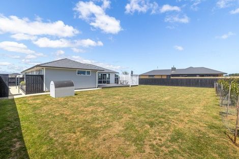 Photo of property in 28 George Street, Bulls, 4818