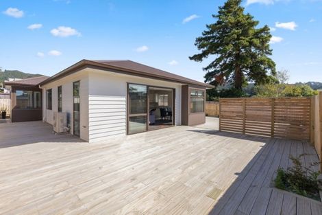 Photo of property in 18b Kairimu Street, Stokes Valley, Lower Hutt, 5019