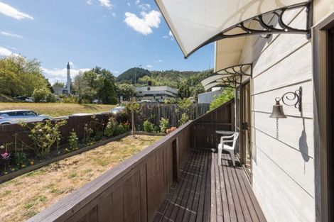 Photo of property in 2/56 Motueka Street, Nelson South, Nelson, 7010