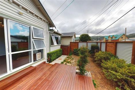 Photo of property in 30 South Street, Petone, Lower Hutt, 5012