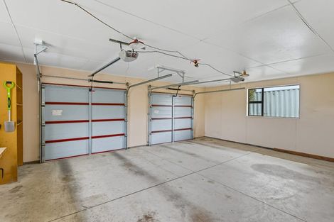 Photo of property in 11 The Avenue, Paraparaumu Beach, Paraparaumu, 5032