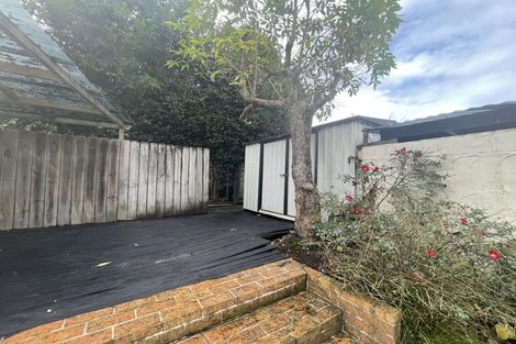 Photo of property in 42 Merriefield Avenue, Forrest Hill, Auckland, 0620