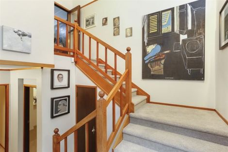 Photo of property in 138 Glenfield Road, Birkenhead, Auckland, 0626