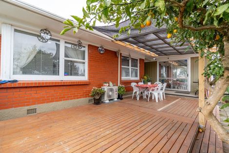 Photo of property in 4 Bremridge Place, Melville, Hamilton, 3206