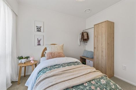 Photo of property in 19 Bronte Place, Whalers Gate, New Plymouth, 4310