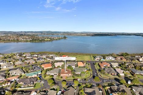 Photo of property in 5 Castlehill Court, Wattle Downs, Auckland, 2103