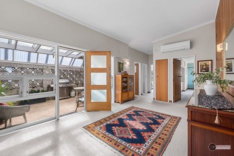 Photo of property in 37 Normandale Road, Normandale, Lower Hutt, 5010