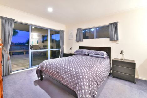 Photo of property in 36 Kath Hopper Drive, Orewa, 0931