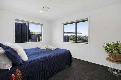 Photo of property in 8 Tikorangi Road East, 4383