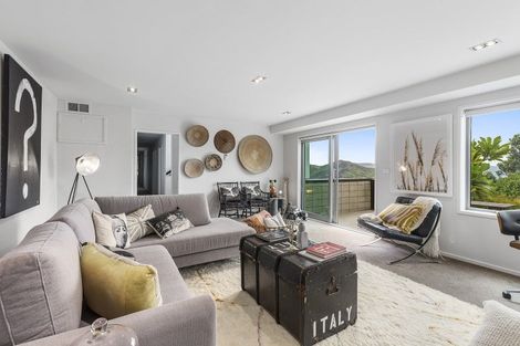 Photo of property in 24 Mewburn Rise, Karori, Wellington, 6012