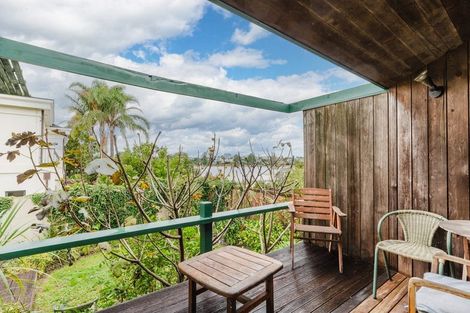 Photo of property in 134 Lake Crescent, Hamilton Lake, Hamilton, 3204