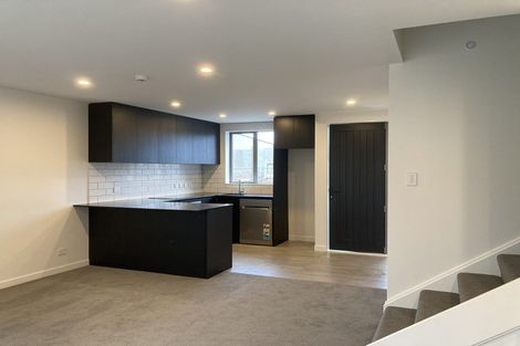 Photo of property in 25 John Street, Stokes Valley, Lower Hutt, 5019