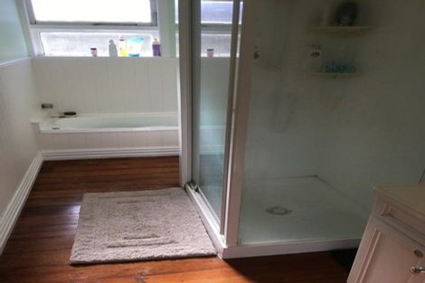 Photo of property in 62 Eden Street, Island Bay, Wellington, 6023