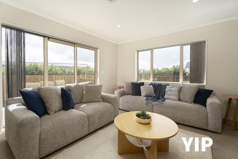 Photo of property in 38 Havana Rise, Grenada Village, Wellington, 6037