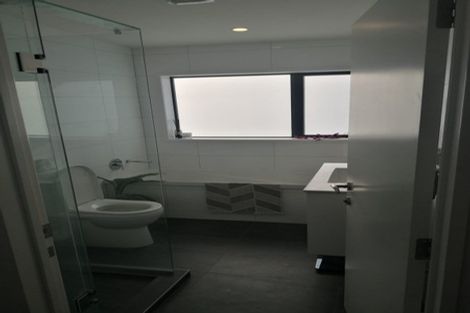 Photo of property in 21c Chippendale Crescent, Birkdale, Auckland, 0626