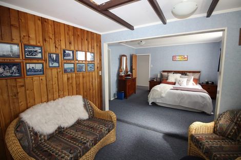 Photo of property in 123 Guy Street, Dannevirke, 4930