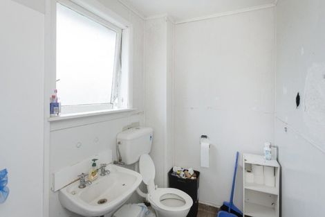Photo of property in 11 Cambridge Terrace, Kaiti, Gisborne, 4010