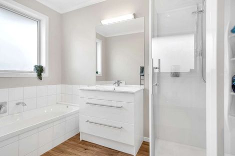 Photo of property in 42 Curtis Street, Stoke, Nelson, 7011