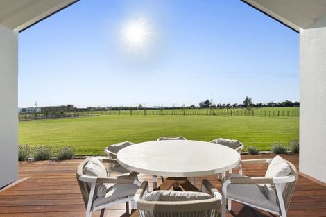 Photo of property in 160 Pharazyn Road, Feilding, 4777