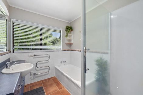 Photo of property in 42 Icarus Place, Sunnybrook, Rotorua, 3015