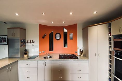 Photo of property in 34 Hayley Lane, East Tamaki Heights, Auckland, 2016