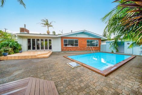 Photo of property in 16 Sierra Avenue, Te Kamo, Whangarei, 0112