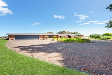 Photo of property in 7 Hyland Place, Waiuku, 2681