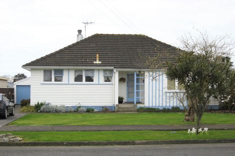 Photo of property in 9 Rugby Street, Levin, 5510