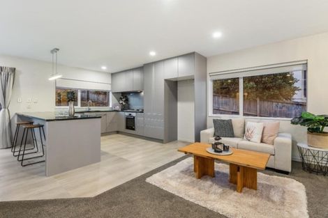 Photo of property in 12 Lagoon View, Gulf Harbour, Whangaparaoa, 0930