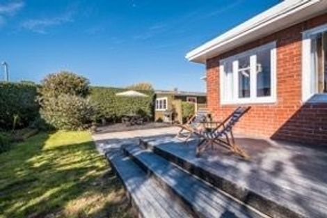 Photo of property in 5 Jillett Street, Titahi Bay, Porirua, 5022