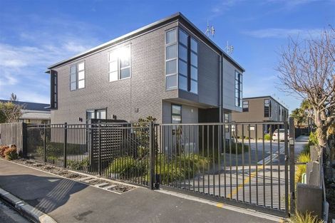 Photo of property in 8/68 Barbour Street, Waltham, Christchurch, 8011