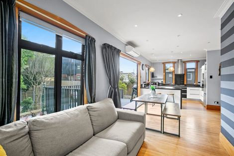Photo of property in 65 Lemon Street, New Plymouth, 4310