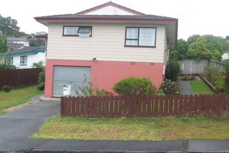 Photo of property in 2/6 Leiden Place, Totara Vale, Auckland, 0629