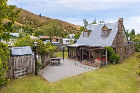 Photo of property in 21 Dunstan Street, Clyde, 9330