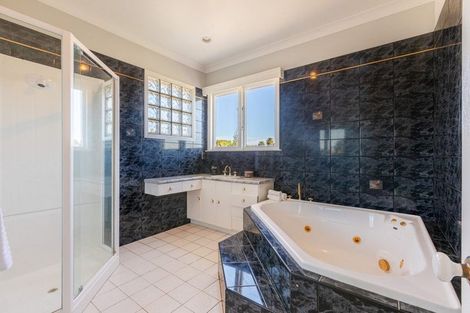 Photo of property in 1-1a Mckenzie Avenue, Marewa, Napier, 4110