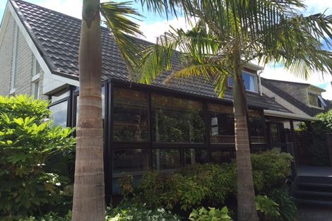 Photo of property in 1/14 Tallington Crescent, Torbay, Auckland, 0630