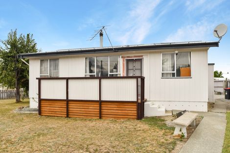 Photo of property in 17 Omahau Crescent, Twizel, 7901