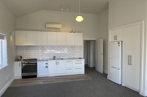 Photo of property in 2 Telford Terrace, Oriental Bay, Wellington, 6011