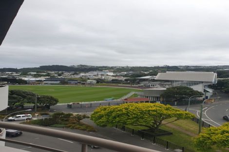 Photo of property in Grandstand Apartments, 11/80u Kent Terrace, Mount Victoria, Wellington, 6011