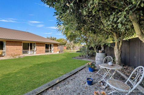 Photo of property in 16 Hemingway Place, Spencerville, Christchurch, 8083