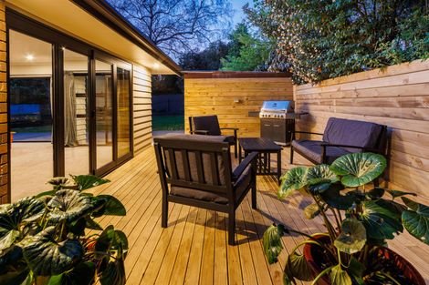 Photo of property in 15 Ashburn Lane, Awapuni, Palmerston North, 4412