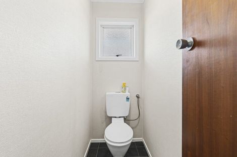 Photo of property in 12 Saxton Road, Upper Vogeltown, New Plymouth, 4310