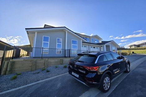 Photo of property in 6a Te Arapito Close, Aotea, 5024