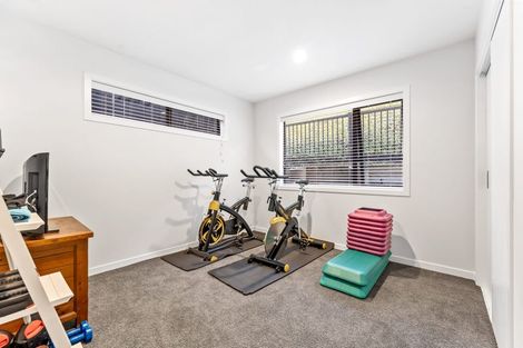 Photo of property in 90 Arran Point Parade, Orewa, 0931