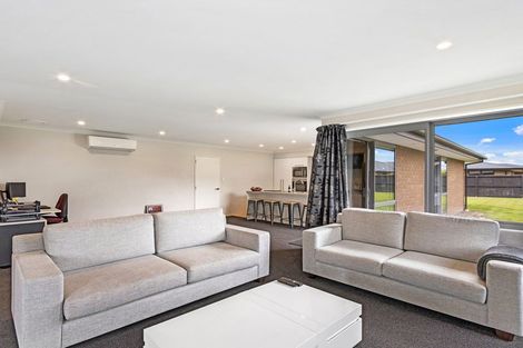 Photo of property in 52 Newman Road, Rolleston, 7614