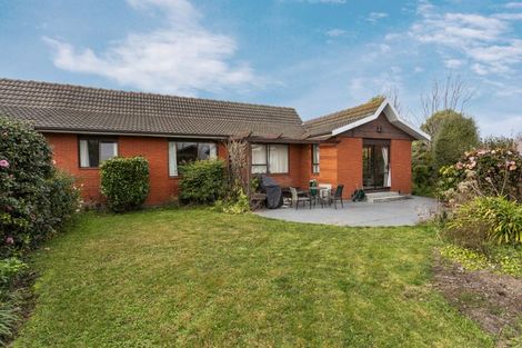 Photo of property in 1/16b Montclare Avenue, Ilam, Christchurch, 8041