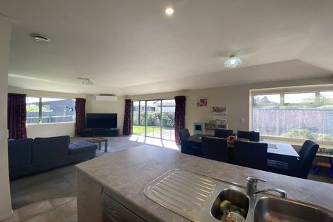 Photo of property in 10a Bracken Street, Wallaceville, Upper Hutt, 5018