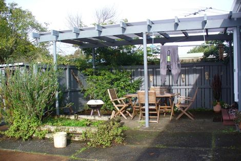 Photo of property in 22 Lingfield Street, Glenfield, Auckland, 0629