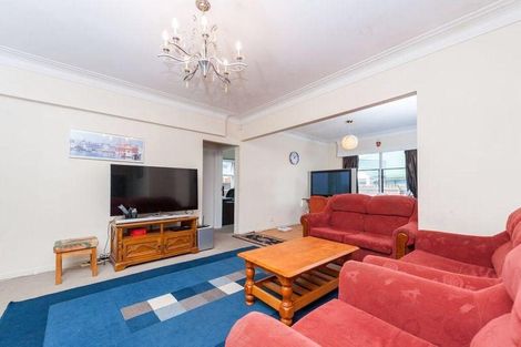 Photo of property in 111 Manuroa Road, Takanini, 2112