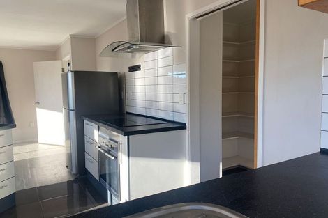 Photo of property in 3 Merrill Place, Birkdale, Auckland, 0626